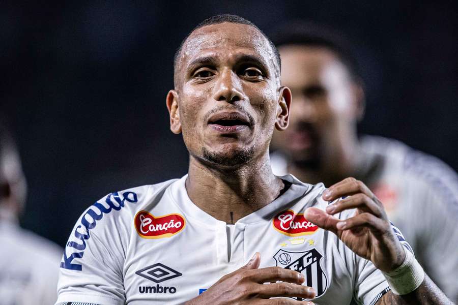 Otero trocou o Santos pelo Nacional-URU