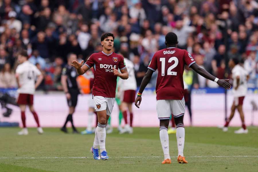 Mateus Fernandes em destaque no West Ham