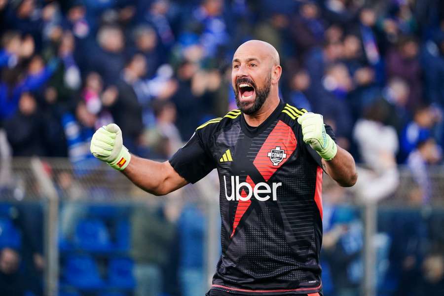 Pepe Reina vai reformar-se após o jogo do Como com o Inter