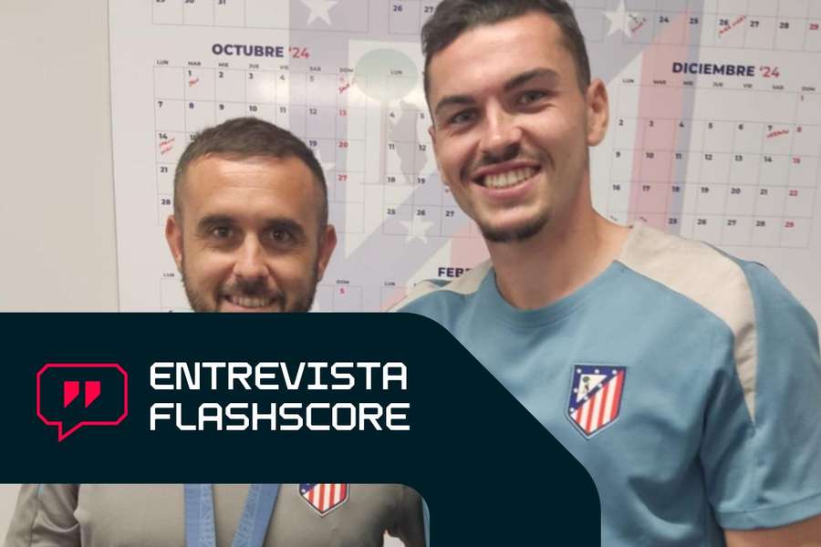 Javier Aguirre, con Alejandro Iturbe
