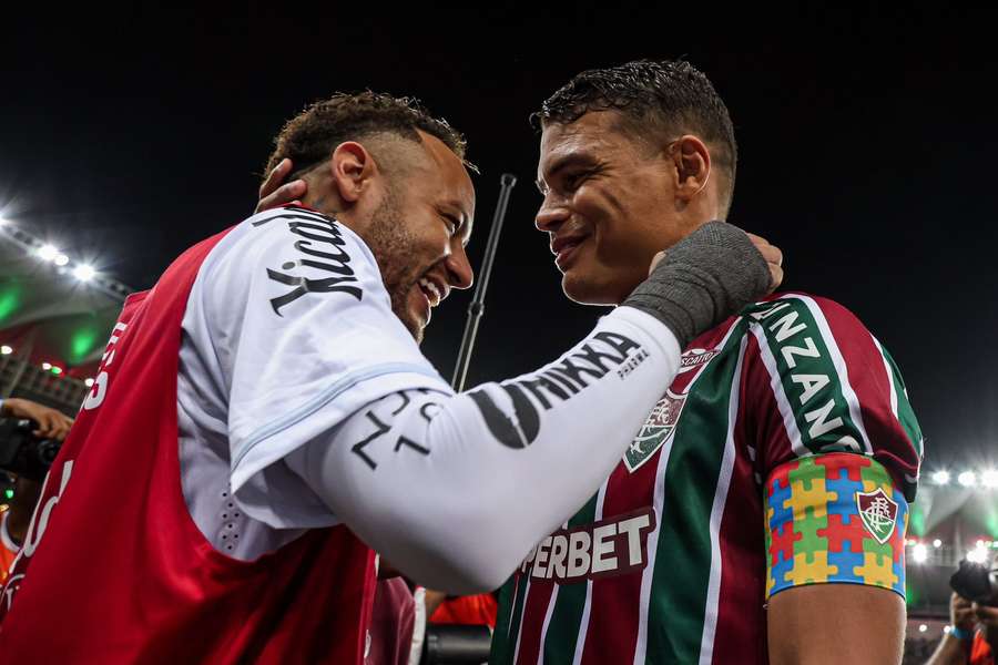 Neymar y Thiago se reencueentran.