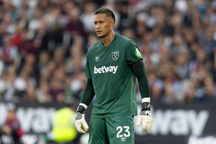 Alphonse Areola durante o jogo da Premier League entre o West Ham United e o Manchester City