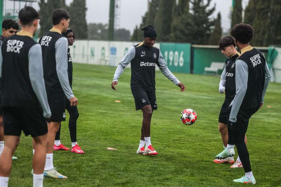 Sporting preparar jogo com o RB Leipzig