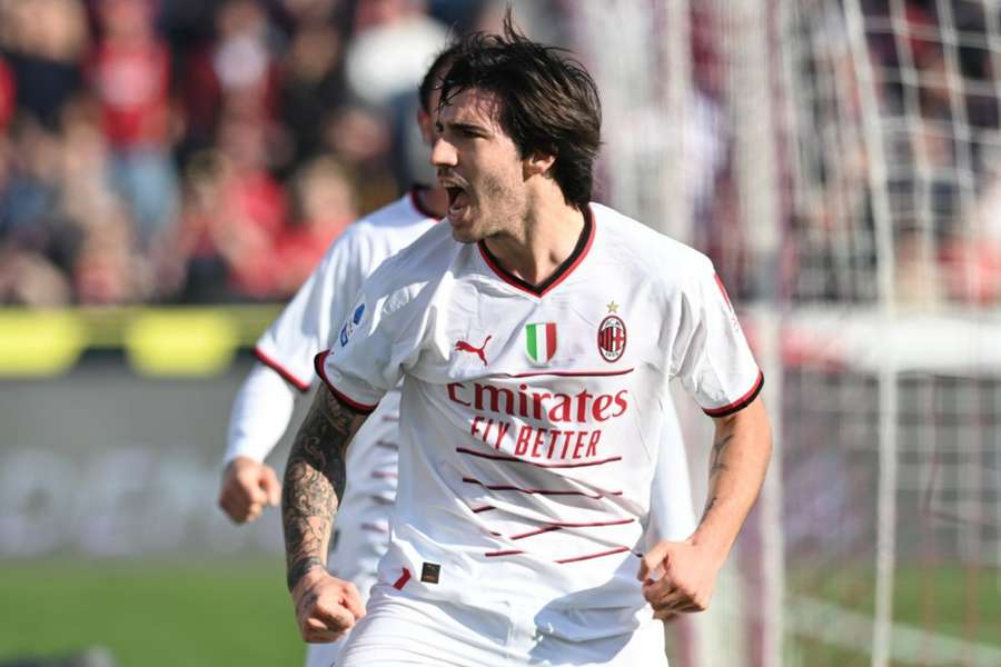 Tonali foi o homem do jogo na vitória do Milan sobre a Salernitana