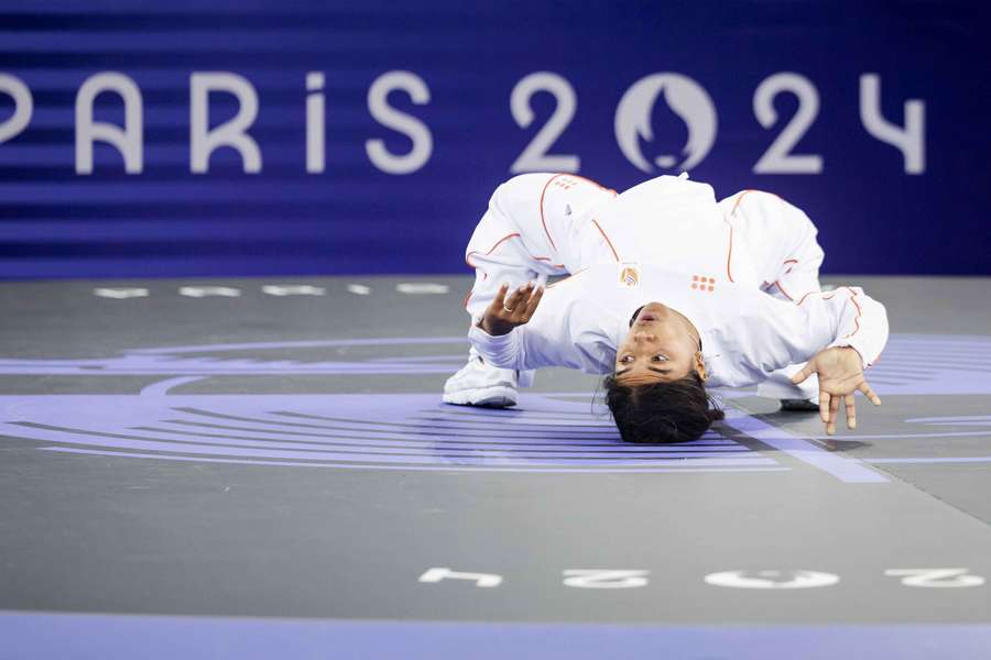 India Sardjoe greep net naast een medaille bij het breaking