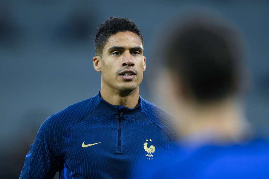 Varane im blauen Trikot bei der WM 2022