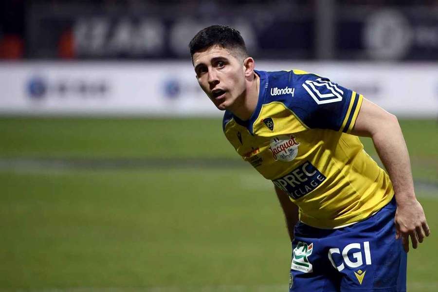 English rugby champions Northampton sign French fly-half Belleau