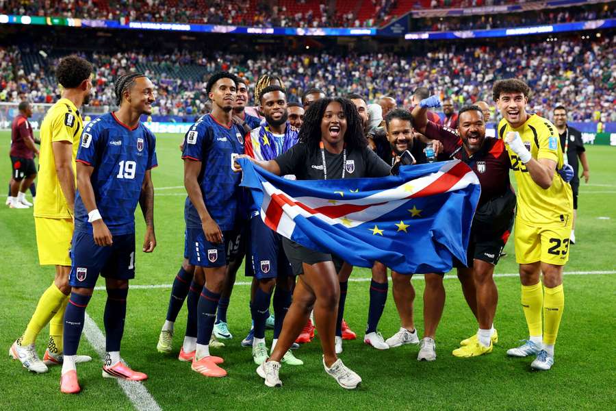 Cabo Verde celebra su pase a 1/16 de final