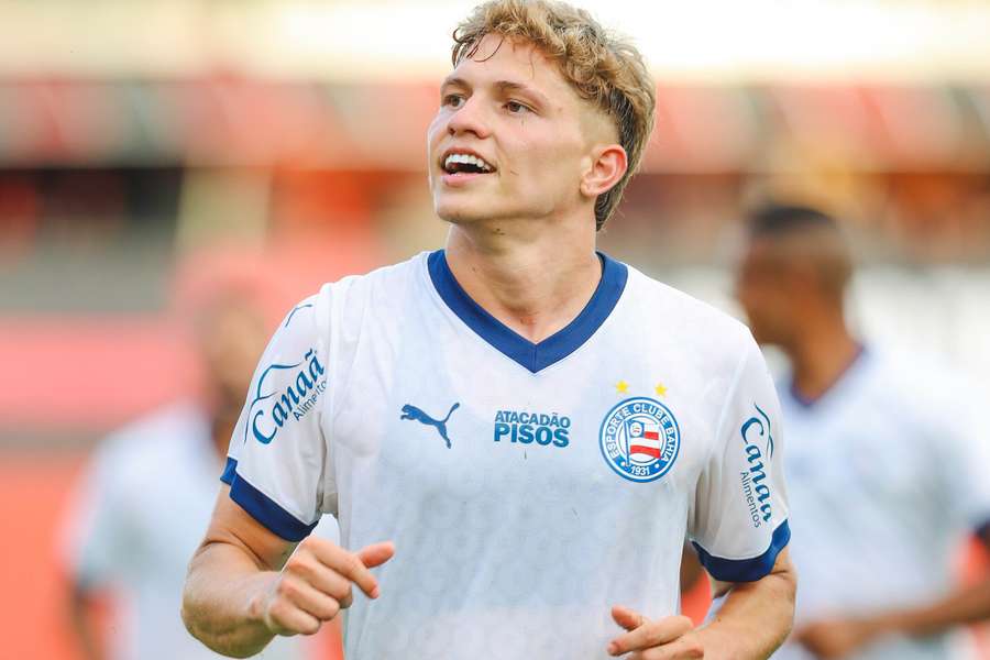 Dell veio do banco para cravar seu nome na história do Ba-Vi