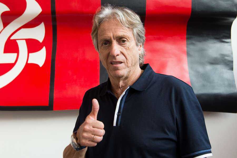 Jesus vai dirigir uma seleção pela 1ª vez Jesus vai dirigir uma seleção pela 1ª vez