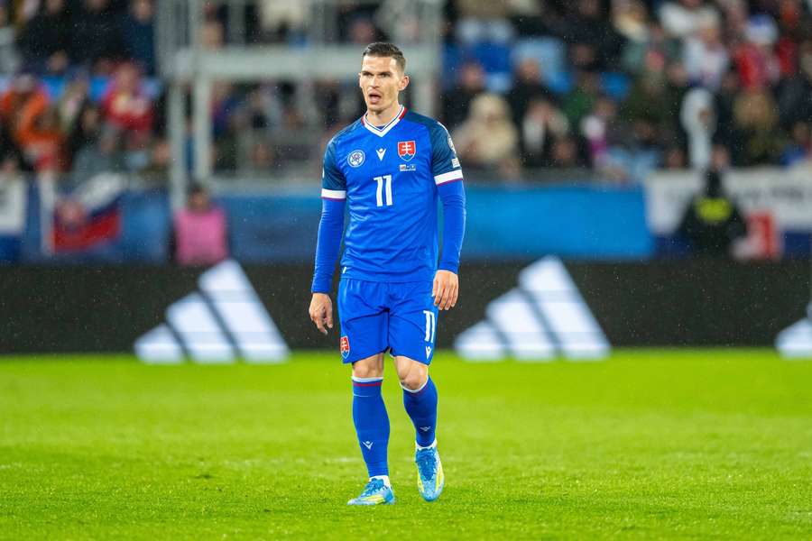 Tupta v drese slovenskej reprezentácie.