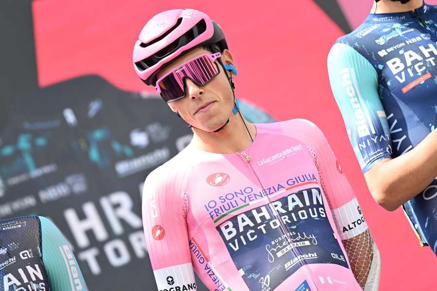 Afonso Eulálio manteve a camisola rosa da Volta a Itália