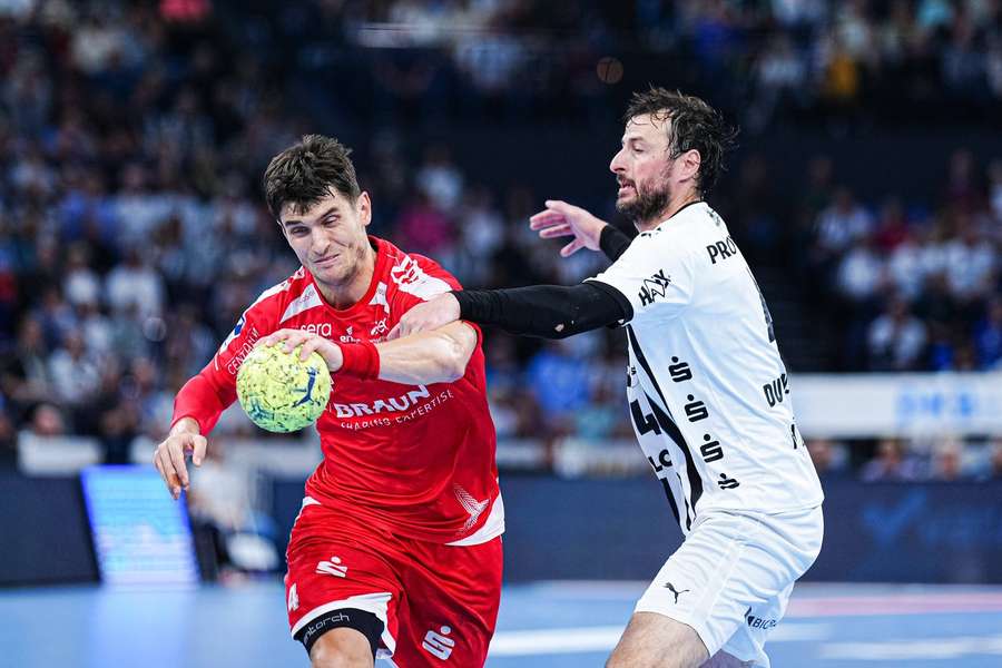 Der THW Kiel siegt knapp.