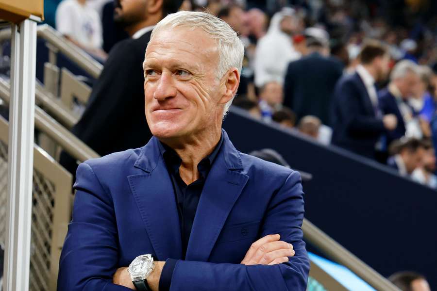 Deschamps deve chegar à terceira Copa no comando da França