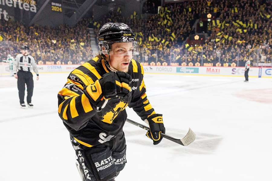 Victor Stjernborg scored the first two for Skelleftea