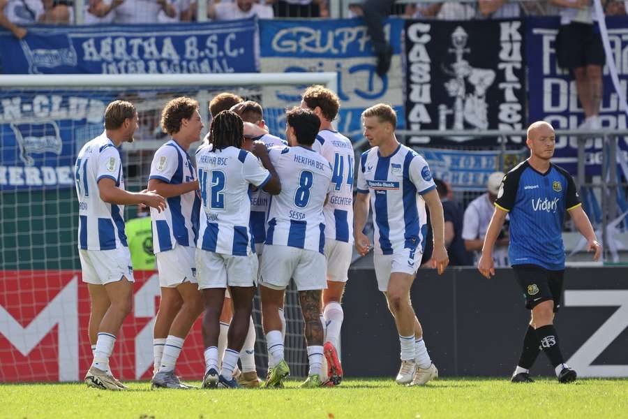 Hertha steht in der zweiten Runde des DFB-Pokals Hertha steht in der zweiten Runde des DFB-Pokals