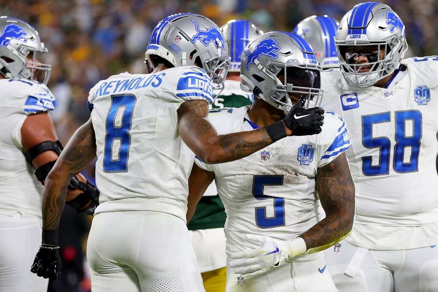 Detroit Lions' spillere fejrer deres sejr