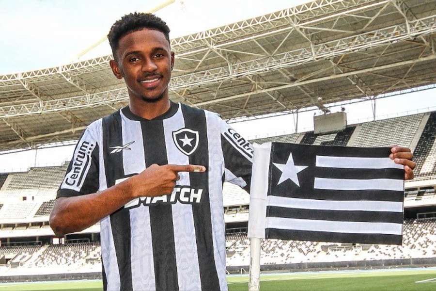 Jeffinho foi emprestado ao Botafogo até ao fim de 2024