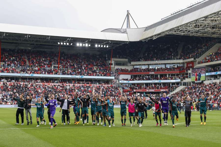 RKC Waalwijk handhaafde zich in de Eredivisie als nummer 15 op de allerlaatste speeldag