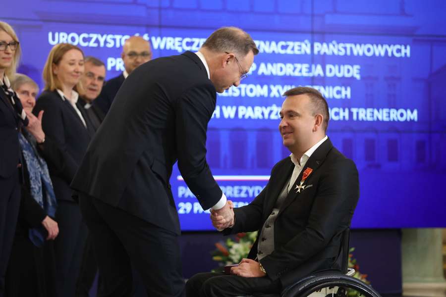 Prezydent Duda odznaczył medalistów igrzysk paralimpijskich i ich trenerów