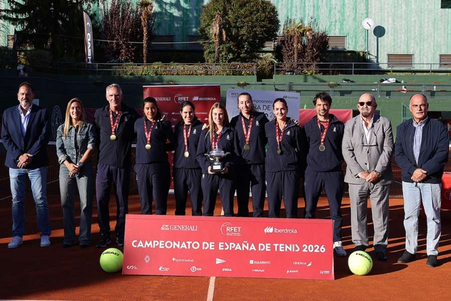 El RCT Barcelona-1899 celebra el título en el Campeonato de España femenino de tenis El RCT Barcelona-1899 celebra el título en el Campeonato de España femenino de tenis