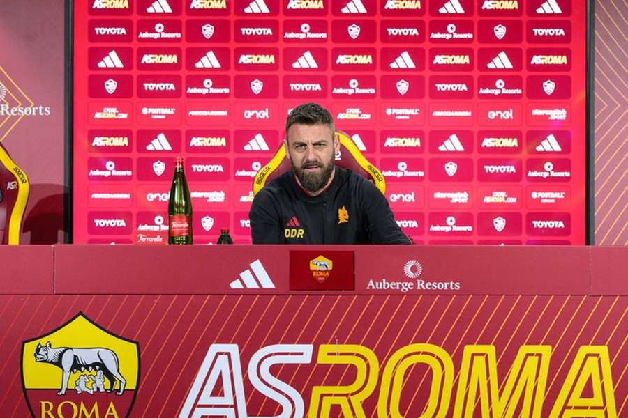 Daniele De Rossi em conferência de imprensa