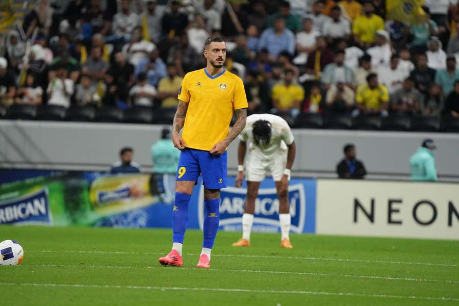Joselu fez o primeiro golo do Al-Gharafa