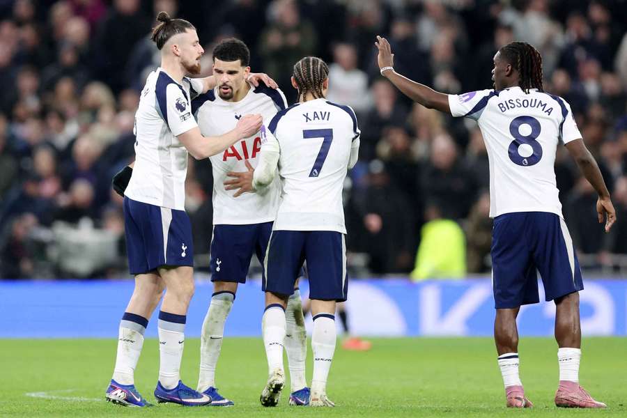 DONE DEAL: Tottenham land Chelsea defender Jobling DONE DEAL: Tottenham land Chelsea defender Jobling