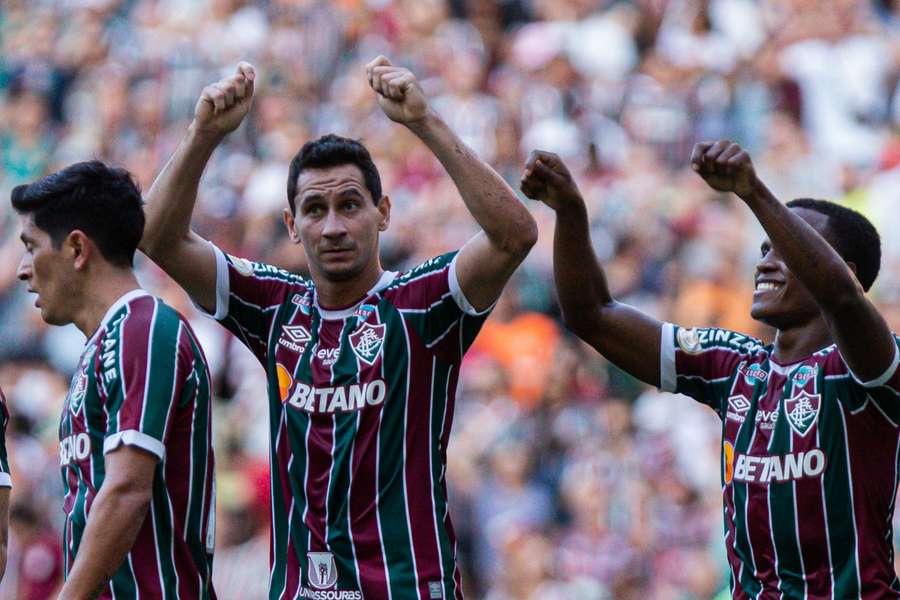 Ganso abriu o placar para o Fluminense