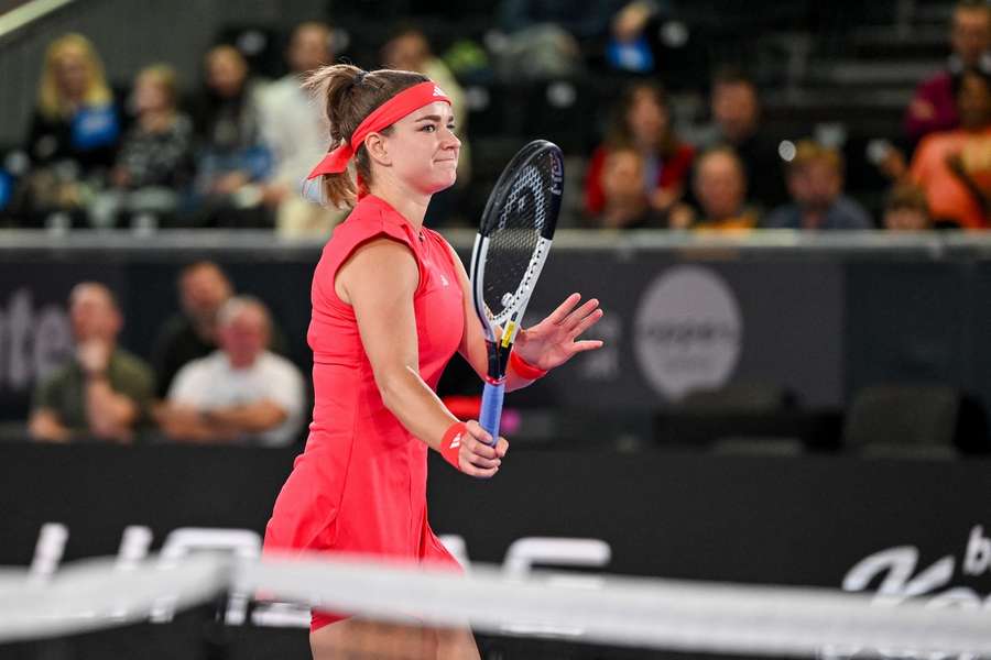 Karolína Muchová soupeřku přestřílela na vítězné údery 36:7.