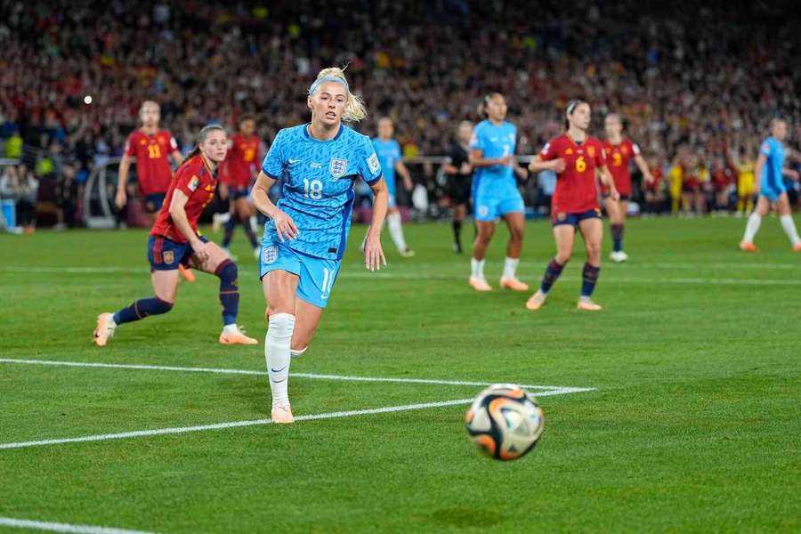 Englands Chloe Kelly im Endspiel der Frauen-WM 2023 gegen Spanien.