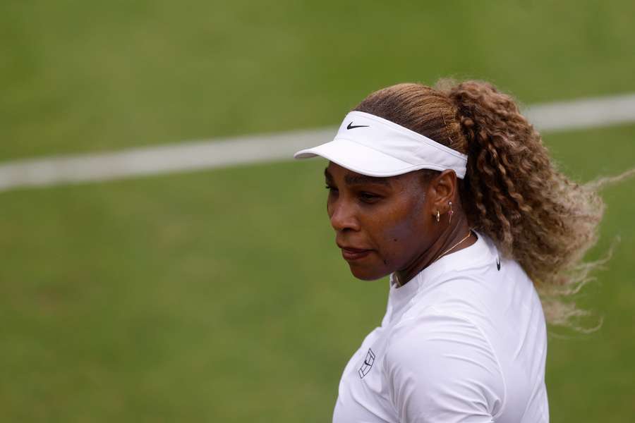 Serena treinando no Queen's Club, em Londres Serena treinando no Queen's Club, em Londres