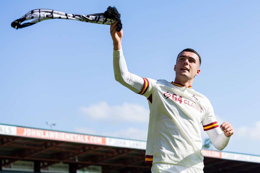 Scotland coach Clarke supporting Serie A option for Motherwell midfielder Miller
