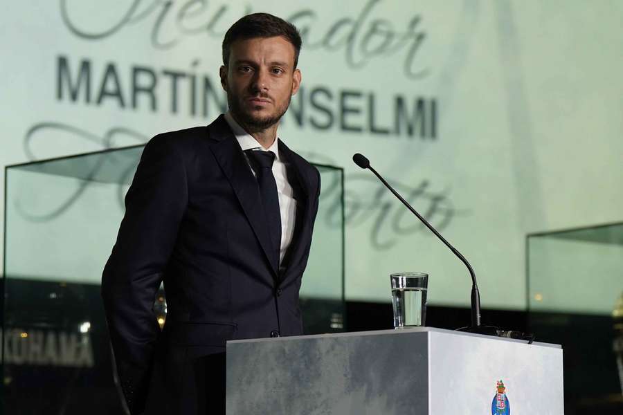 Martín Anselmi na apresentação