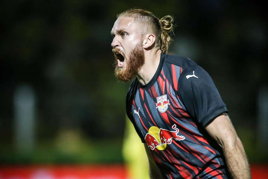 Bragantino, de Isidro Pitta (foto), enfrenta o Carabobo na Venezuela nesta quinta-feira (9)