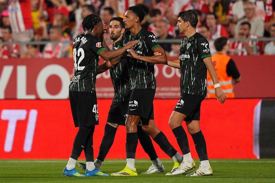 Los jugadores del Elche celebran el gol de Álvaro Rodríguez Los jugadores del Elche celebran el gol de Álvaro Rodríguez
