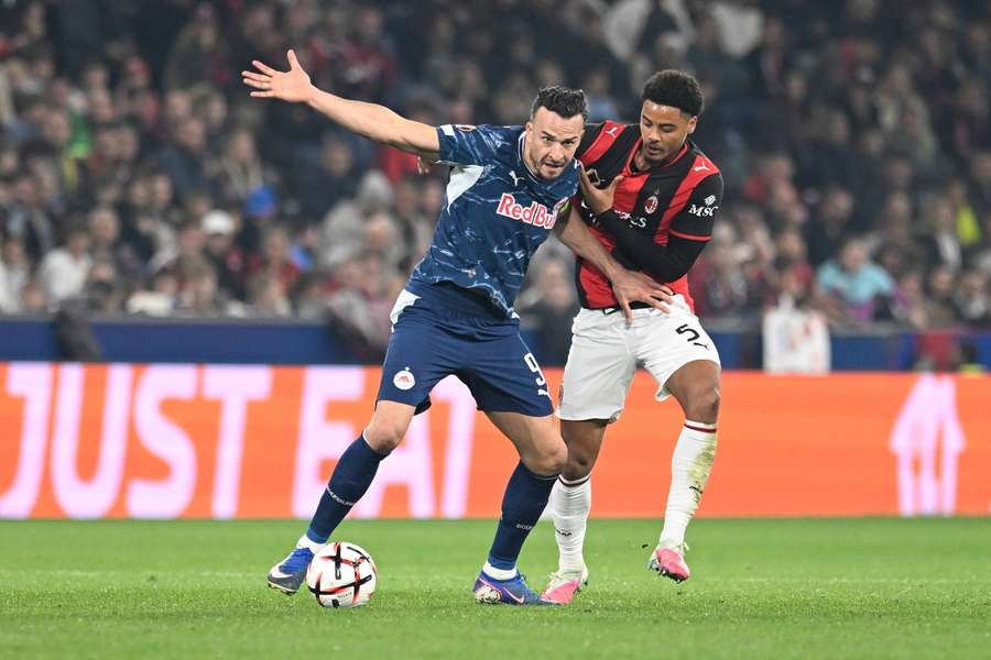 Für Haris Tabakovic und Co. gab es gegen den großen AC Milan nichts zu holen. Für Haris Tabakovic und Co. gab es gegen den großen AC Milan nichts zu holen.