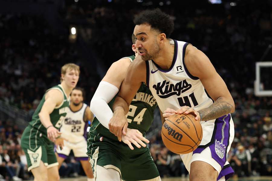 Trey Lyles, en un partido entre Kings y Bucks