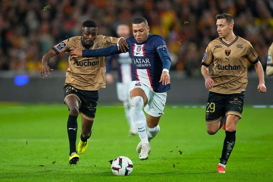 Kylian Mbappe and PSG had left with a loss at Félix-Bollaert-Delélis in the first leg against Lens
