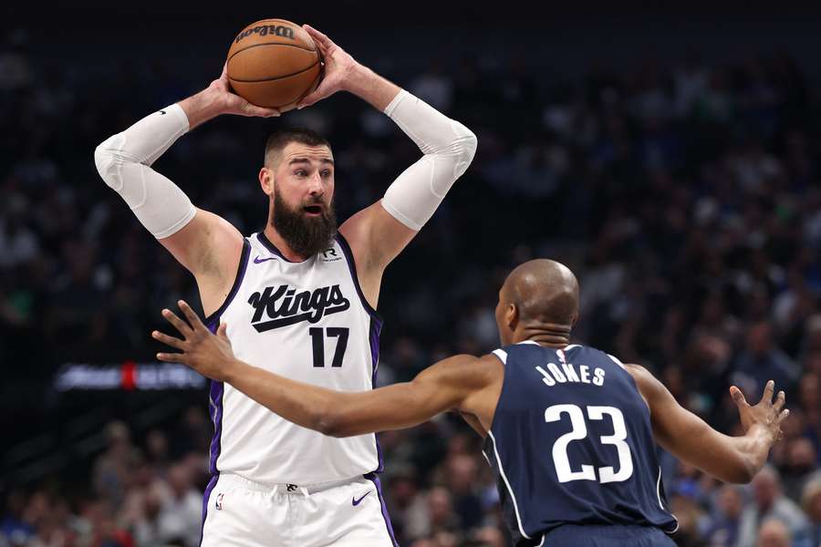 Valanciunas seguirá en la NBA y jugará ahora en los Nuggets de Denver