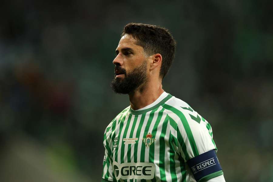 Fostul star al lui Real Madrid, Isco, desemnat cel mai bun jucător din Conference League, în sezonul 2024/2025