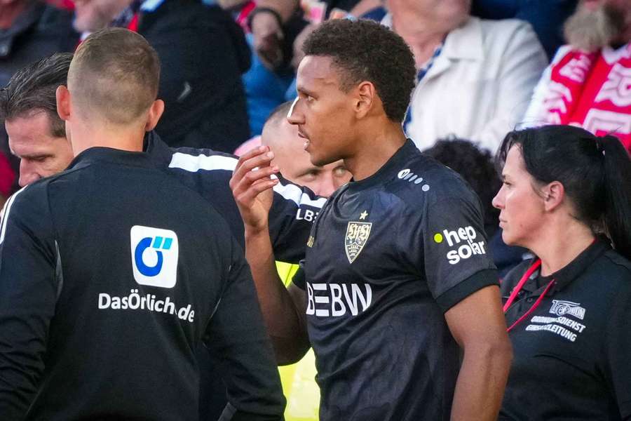 Luca Jaquez zog sich einen Nasenbeinbruch zu.