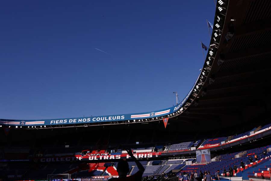 Widok stadionu Parc des Princes, na którym mecze rozgrywa PSG. Widok stadionu Parc des Princes, na którym mecze rozgrywa PSG.