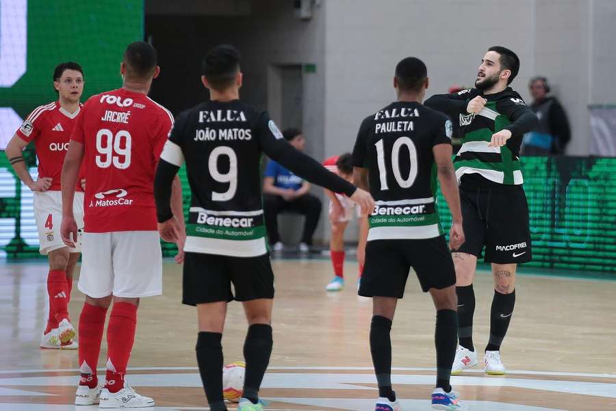 Tomás Paçó celebra golo contra o Benfica
