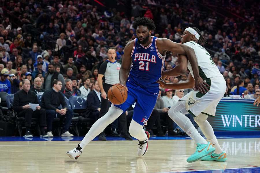 Trzecie z rzędu zwycięstwo Sixers, porażka Spurs bez Sochana Trzecie z rzędu zwycięstwo Sixers, porażka Spurs bez Sochana