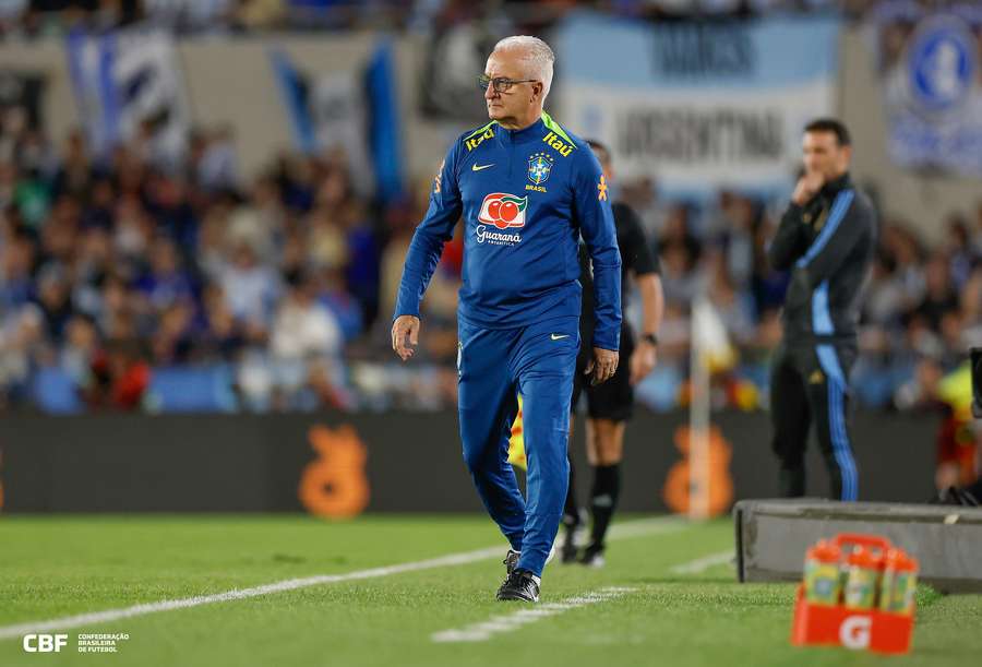 Brasil está sin entrenador desde la destitución de Dorival