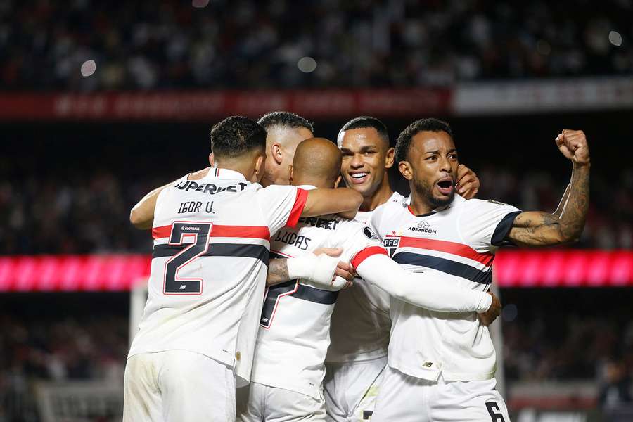 O São Paulo celebra triunfo na Libertadores