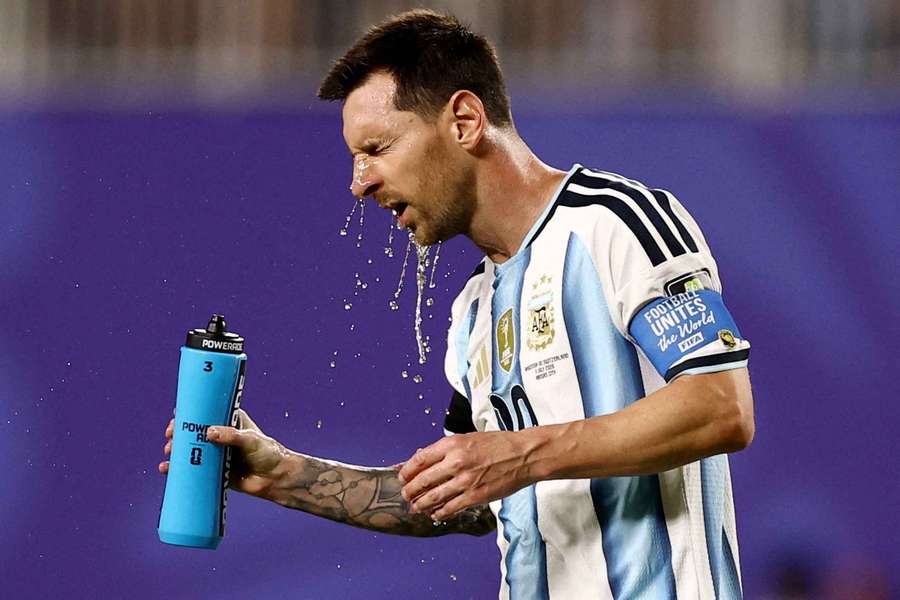 Lionel Messi will Argentinien zur historischen WM-Titelverteidigung führen Lionel Messi will Argentinien zur historischen WM-Titelverteidigung führen