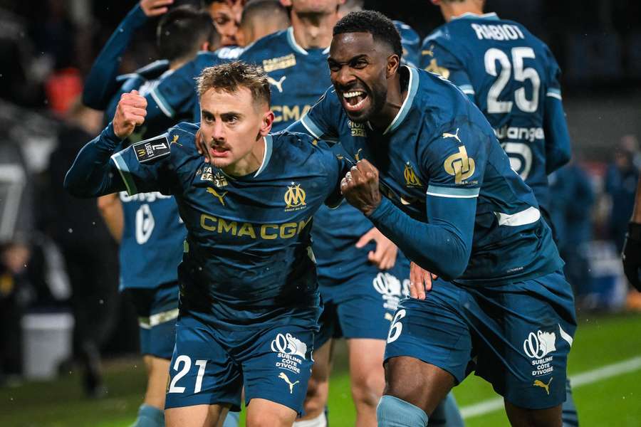 Jugadores del Marsella celebrando uno de sus goles