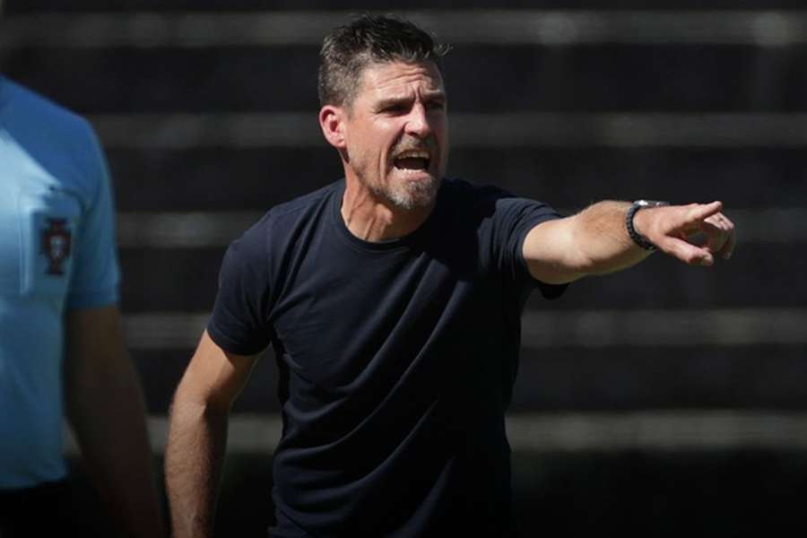 Jorge Pinto deixou comando técnico do Fafe